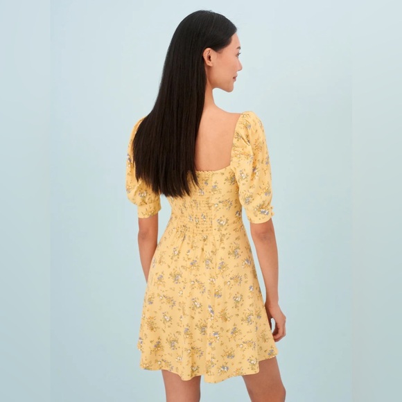 NWOT Reformation yellow Lillet dress in size 4. - Picture 3 of 10